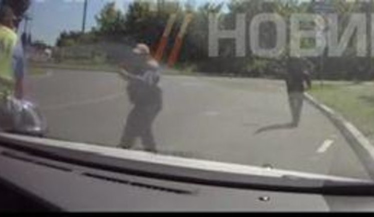Боевики расстреливают наряд ГАИ в Донецке. ВИДЕО регистратора