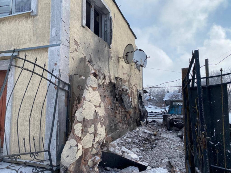 Окупанти накривають вогнем Золоте кожні 20 хвилин 09
