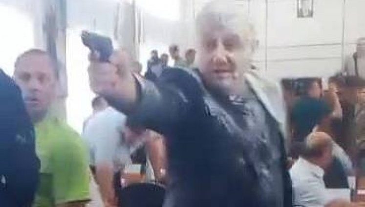 No one hurt as lawmaker fires shots at Nikopol City Council session. VIDEO&PHOTOS