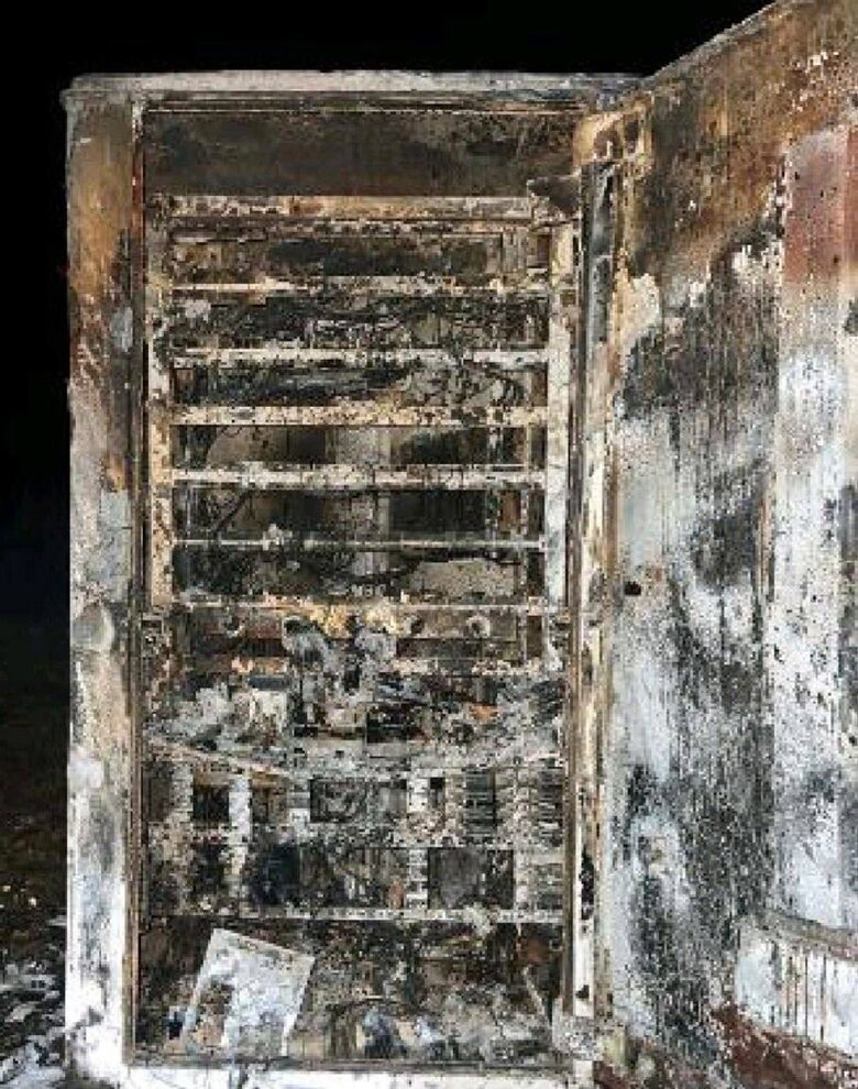 Зловмисники за вказівками з телеграм-каналу підпалювали релейні шафи на залізниці Київщини, - прокуратура 01