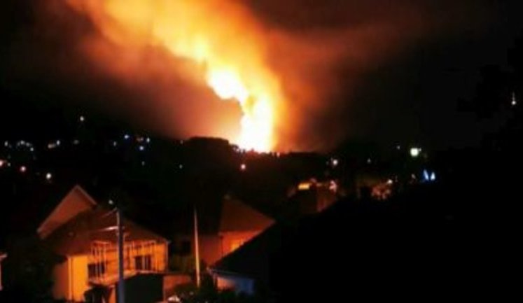 Вибухи боєприпасів на фабриці з виробництва артснарядів у Сербії. ВIДЕО