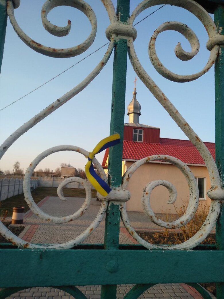 Сопротивление растет: Активисты Жовтої стрічки распространили патриотическую символику в Геническе и Скадовске 03