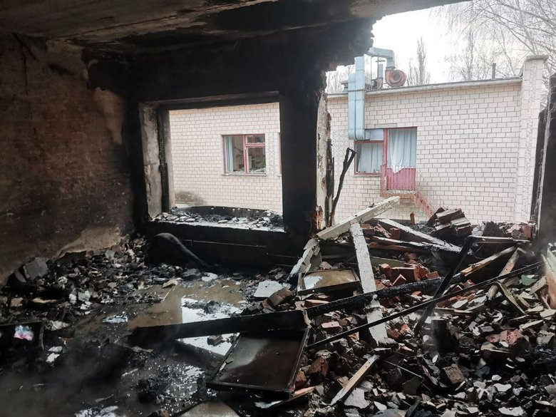 Російські окупанти обстріляли дитсадок в Чернігові 06