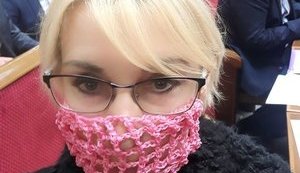 "Медицины нету! Это - геноцид! Президенту, Степанову надо признаться!", - "слуга народа" Богуцкая рассказала об умерших знакомых
