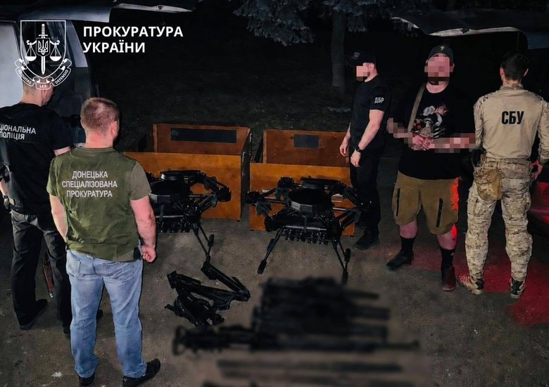На Донеччині командир роти продав дрони та кулемети на 1,1 млн грн