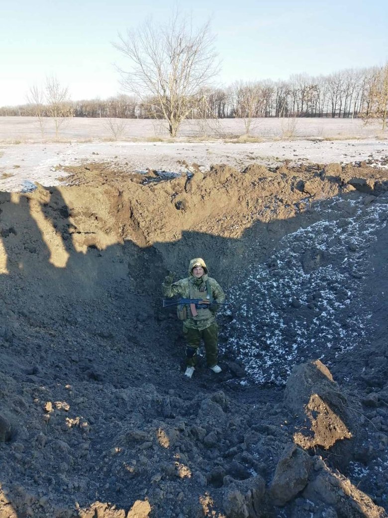 Командир протитанкової прикордонної застави позивний Легат: На Сумщині місцеві нам дуже допомагали. З їхньою допомогою коригували удари байрактарів і били колони ворожої техніки 05 Командир протитанкової прикордонної застави позивний Легат: На Сумщині місцеві нам дуже допомагали. З їхньою допомогою коригували удари байрактарів і били колони ворожої техніки 05