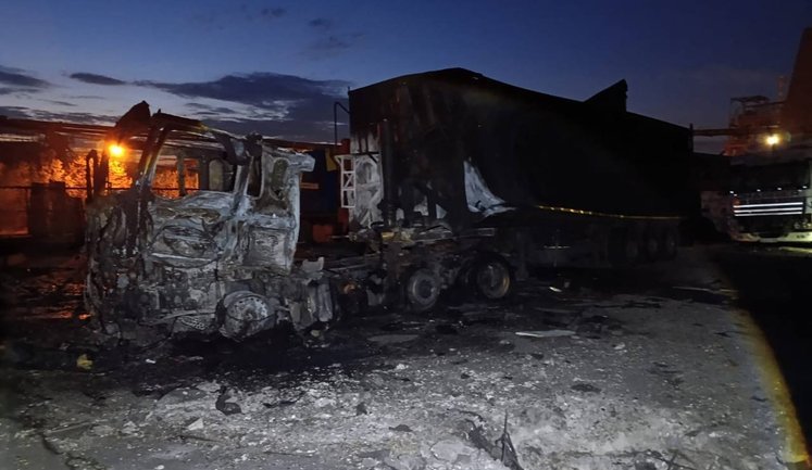 РФ атакувала портову інфраструктуру Одещини: пошкоджено інфраструктуру та іноземне судно. ФОТО