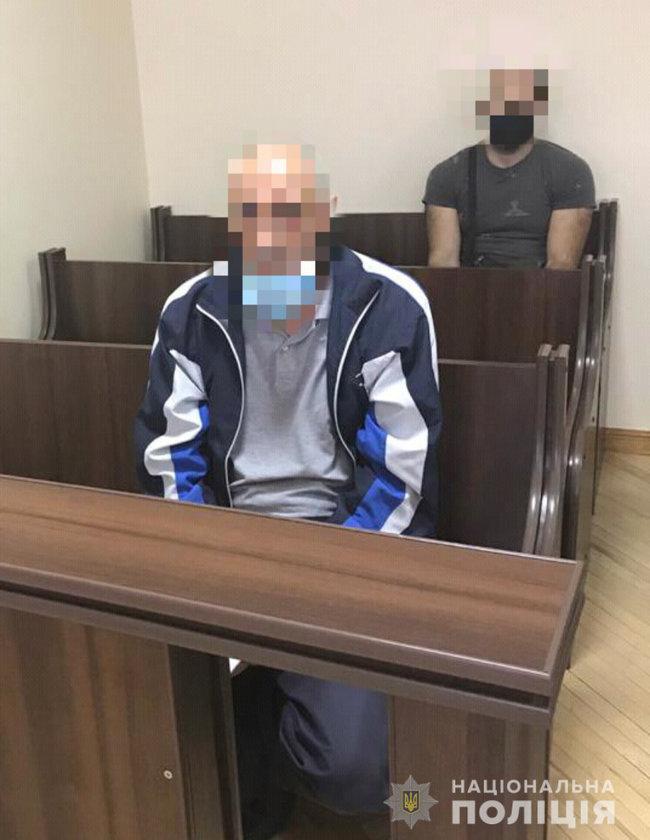 Суд взяв під варту священника, який торгував на Львівщині переробленою зброєю, - поліція 01