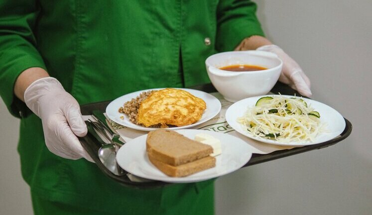 Tetiana Koval, reformer of patient meals in hospitals: "Only 160 hospitals in Ukraine have switched to meals delivered to each patient’s room"