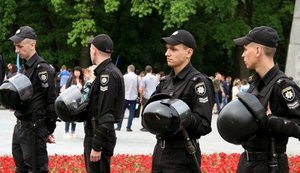 МВД будет требовать в госбюджете повышения заработной платы полицейским, - Монастырский