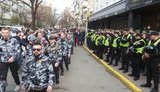 Нацкорпус і Нацдружини проводять у Києві акцію "Вдуй свинарчукам" біля ГПУ, СБУ і МВС (оновлено). ВІДЕО+ФОТОрепортаж