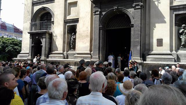 похороны слипак процессия