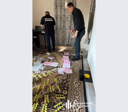 An official from the Odesa State Food and Consumer Service and a farmer are suspected of fraud involving a state programme