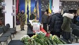 Із загиблим у зоні ООС воїном батальйону "Донбас" Денисом Лошкарьовим попрощалися в Херсоні. ВІДЕО+ФОТОрепортаж