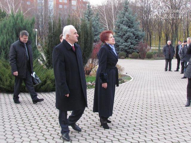 янукович людмила
