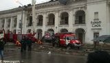 "Крыша Гостиного двора горела одновременно в трех местах, а когда начался пожар, исчезла вся охрана" - очевидцы. ФОТО