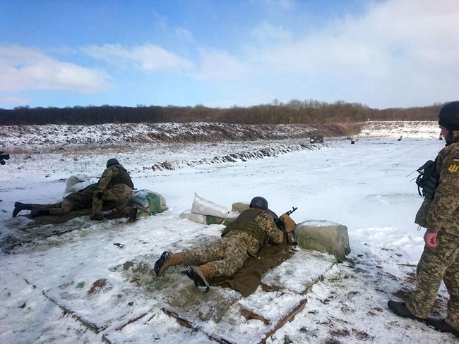 Підготовка військовозобовязаних підрозділів територіальної оборони відбувається на Тернопільщині 02