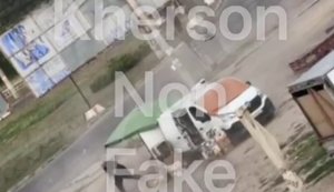 Russian troops are using drone to hunt down unarmed market vendor in Kherson (updated). VIDEO+PHOTO