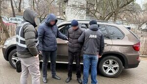 Продавали успешную сдачу экзаменов: в Киеве и в Одесской области разоблачены схемы, в которых дельцы "торговали влиянием" в Сервисных центрах МВД, - ДВБ Нацполиции. ФОТОрепортаж