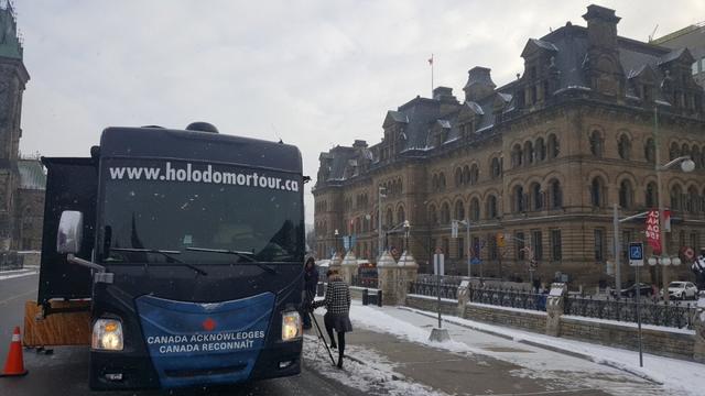 В парламенте Канады почтили память жертв Голодомора 06 В парламенте Канады почтили память жертв Голодомора 06