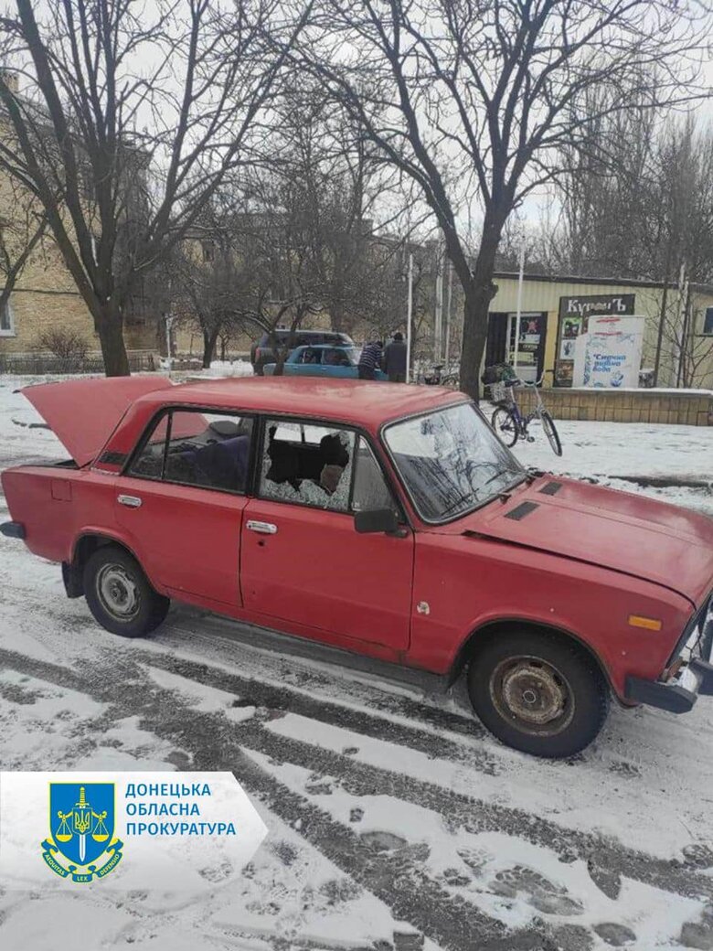 In Donetsk region, a man threw grenade during street conflict, killing a passerby 02