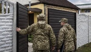Военные ТЦК около 10 раз входили в частные дома и силой забирали мужчин, - Лубинец
