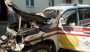 Russians destroyed medical vehicle in Seredyna-Buda, Sumy region, with targeted strike. PHOTO