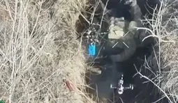 Russian soldier’s self-destruction under the watch of a Ukrainian drone