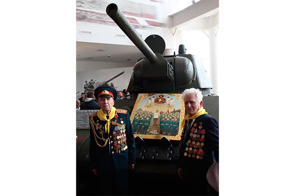 сталин скандал икона