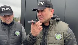 "Слуга народу" Тищенко виготовив спеціальну уніформу для тимчасової слідчої комісії ВР на кшталт правоохоронної. ФОТО