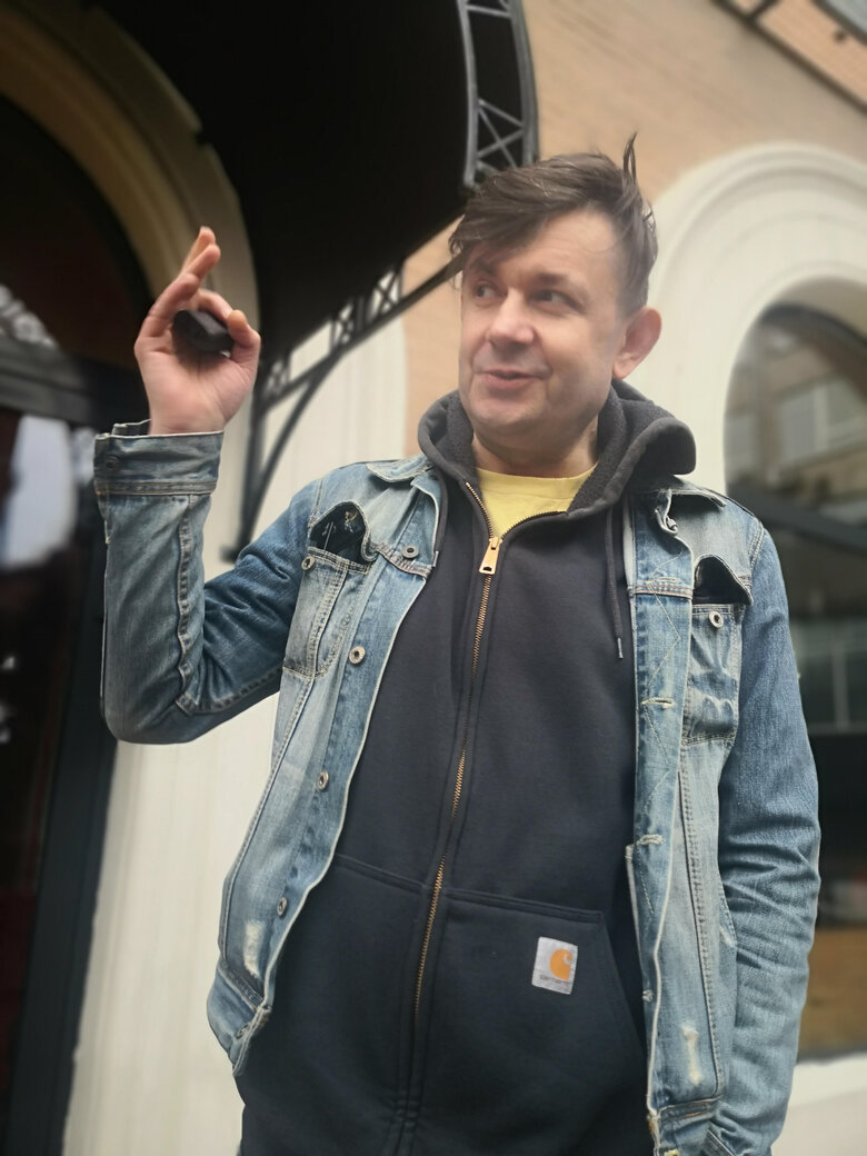 Олександр Піпа (ВВ, Борщ, Attraktor): Паяю системи скидання для наших безпілотників. Працюю більше ночами. Складаю, тестую 06