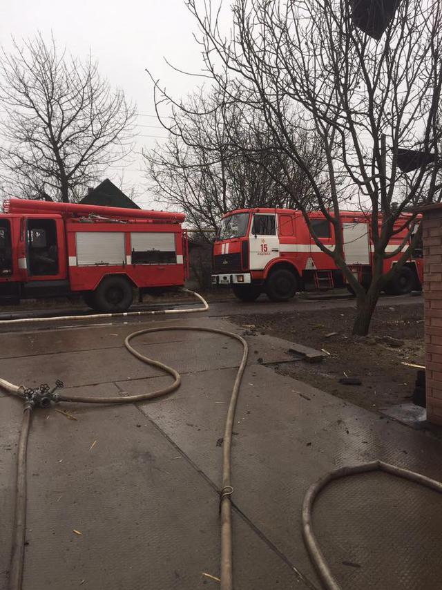 Бойовики ДНР обстріляли Авдіївку, поранена жінка, - Аброськін 04