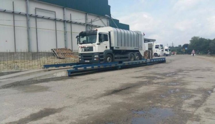 Львовский мусор начали взвешивать перед вывозом на полигоны для утилизации, - ОГА. ФОТО