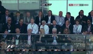 Несмотря на призывы к бойкоту России, в Сочи прошел этап Формулы-1. На него к куму прилетел Медведчук. ФОТО