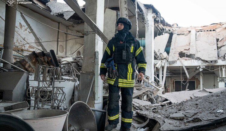 UAVs attacked civilian enterprise in Sumy, man killed (updated). VIDEO&PHOTOS