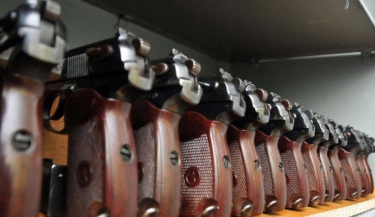 З 3 по 5 січня МВС обмежить доступ до Єдиного реєстру зброї