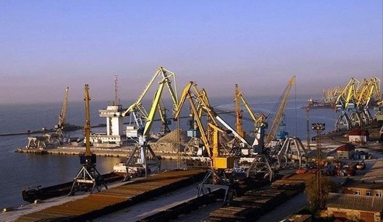 Російські удари скоротили можливості експорту українського зерна через порти