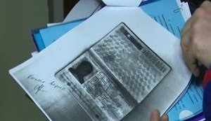 Citizen of Canada, - Lutsenko unveils copy of MP Artemenko's Canadian ID