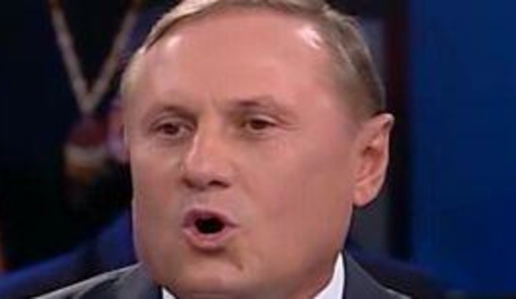 Печерский суд отказался запретить Ефремову покидать Киев и выезжать за границу