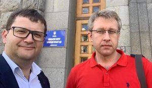 "Спрятались, как крысы, - Кернес сбежал, за ним секретарь горсовета", - Арьев