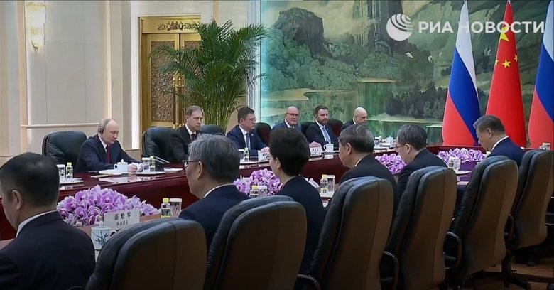 meeting between Putin and Xi