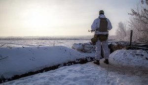 Сутки в АТО: враг 10 раз нарушил перемирие, ранено двое украинских воинов