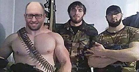 Зверства Кровавого Кроля. Реакция ФОТОжаберов на абсурдные обвинения Яценюка следкомом РФ 11