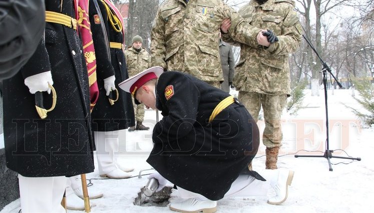 Capsule of future monument to Ivan Bohun laid in territory of Kyiv military lyceum. PHOTOS