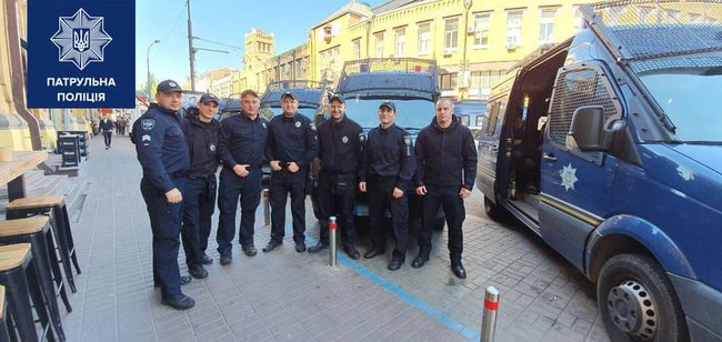Порядок в столице охраняют 800 патрульных полицейских 04
