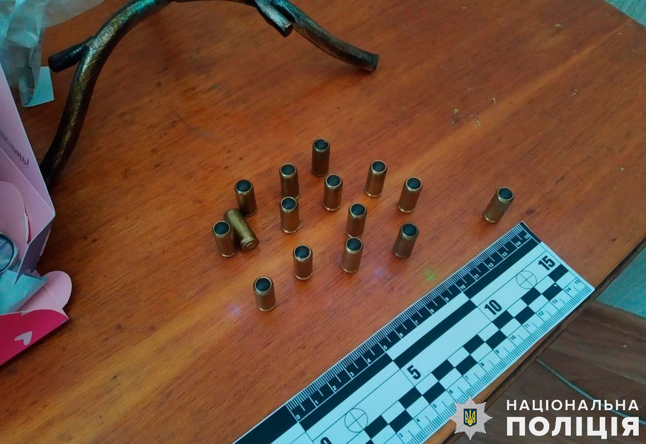 Фото С Травматического Пистолета В Голову