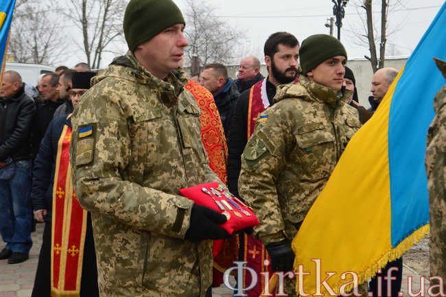 З начальником розвідки 8-го окремого гірсько-штурмового батальйону 10-ї ОГШБр майором Кузнєцовим попрощалися в Івано-Франківську 20