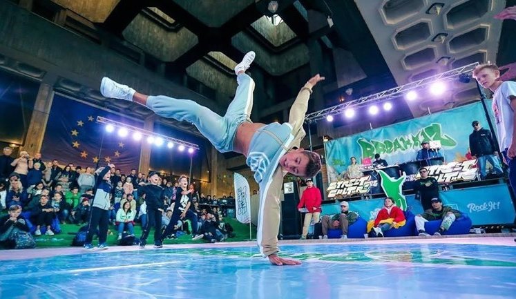 З програми наступної літньої Олімпіади прибрали карате, бейсбол і софтбол, але додали брейк-данс, серфінг, скелелазіння і скейтбординг (оновлено)