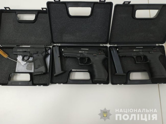 Розкрито угруповання, що займалося виготовленням і збутом через інтернет переробленої зброї, - Нацполіція 03
