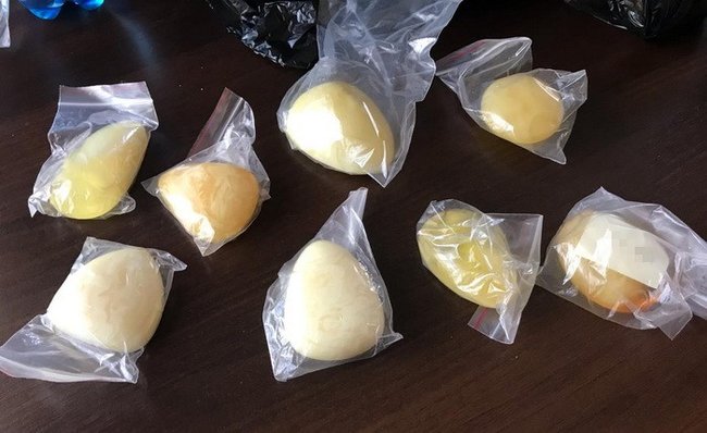 Підпільний цех з обробки бурштину виявлено на Одещині, вилучено 6 тонн бурштину-сирцю, - СБУ 08 Підпільний цех з обробки бурштину виявлено на Одещині, вилучено 6 тонн бурштину-сирцю, - СБУ 08